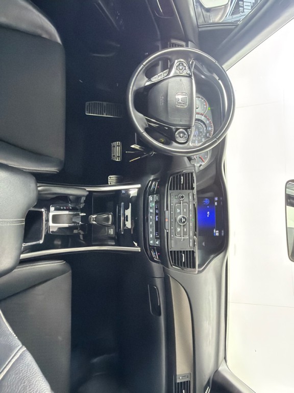 2016 Honda Accord Image 22