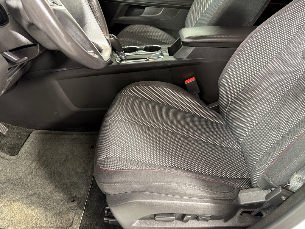 2017 Chevrolet Equinox Image 9