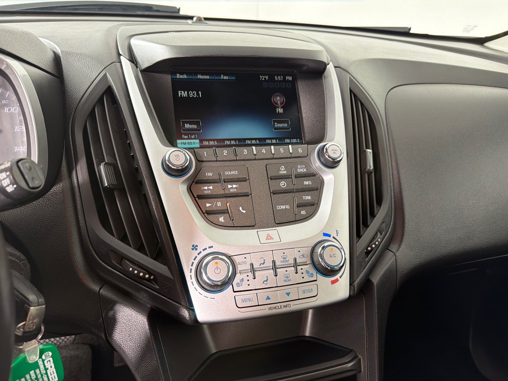 2017 Chevrolet Equinox Image 12