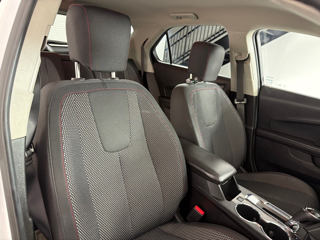 2017 Chevrolet Equinox Image 21