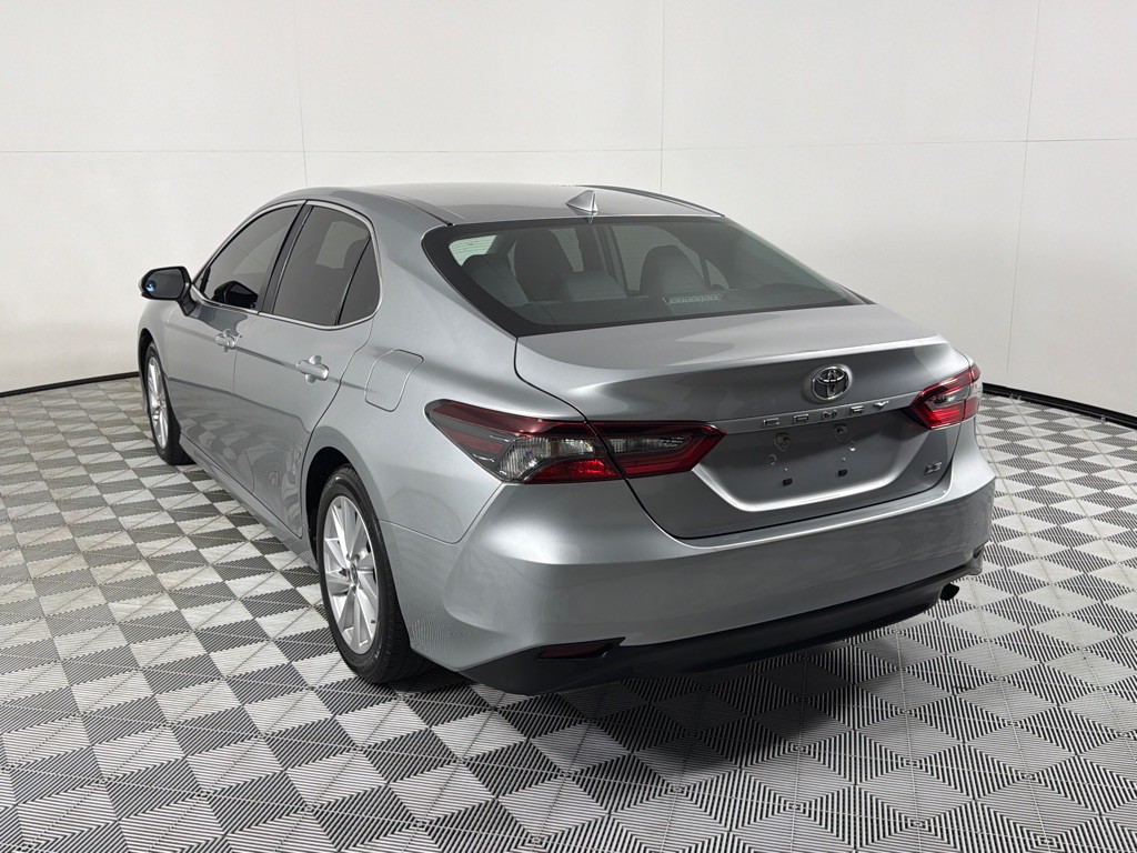 2022 Toyota Camry Image 6
