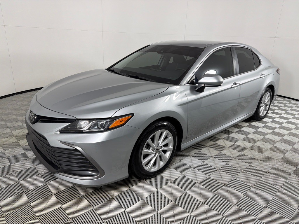 2022 Toyota Camry Image 8
