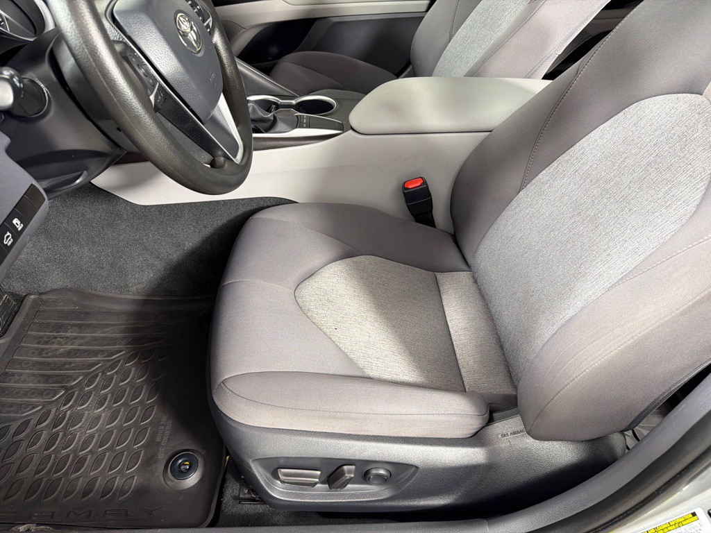 2022 Toyota Camry Image 11