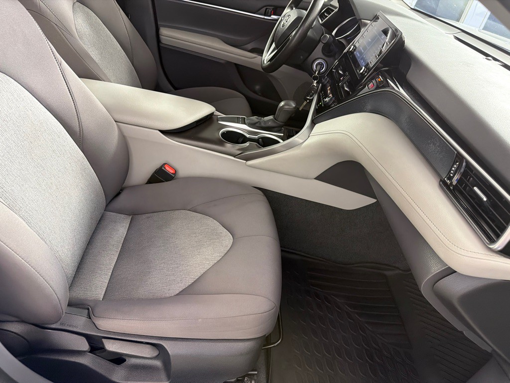 2022 Toyota Camry Image 22