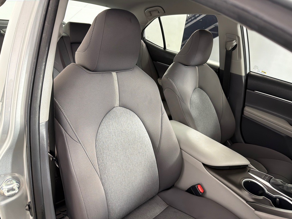 2022 Toyota Camry Image 23