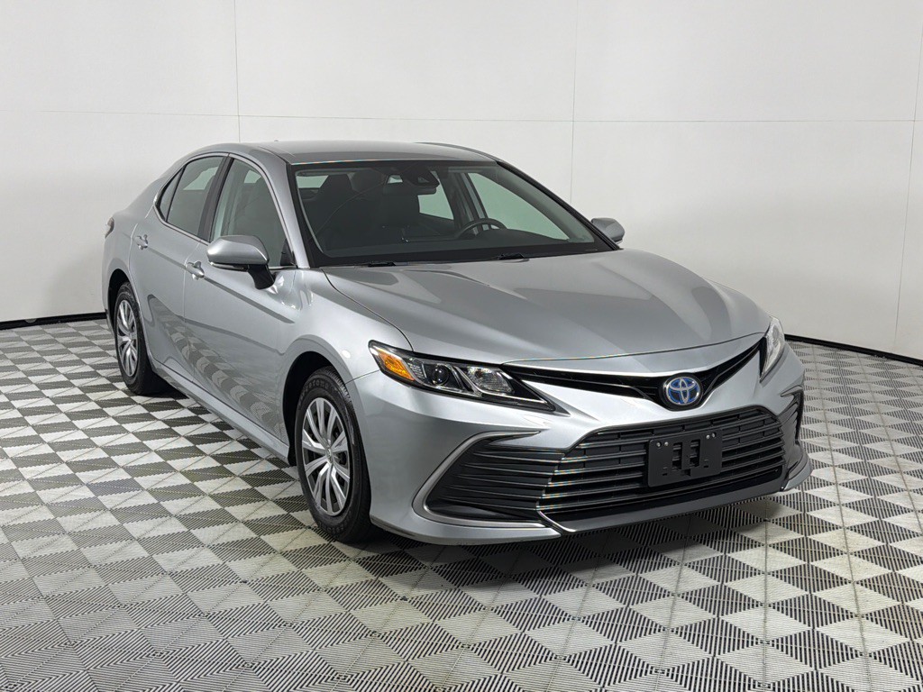 2023 Toyota Camry Image 3