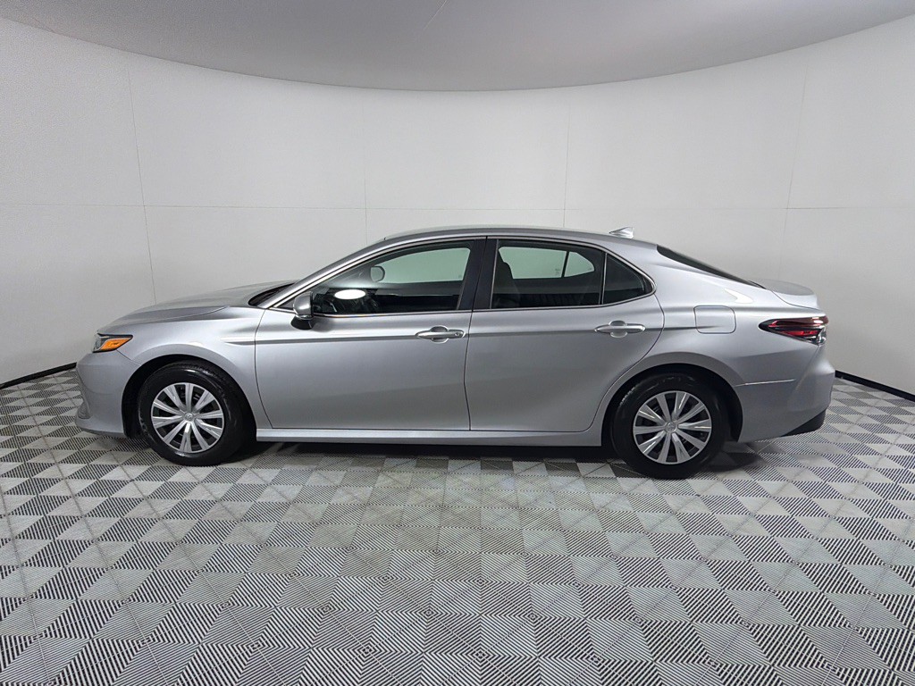 2023 Toyota Camry Image 8