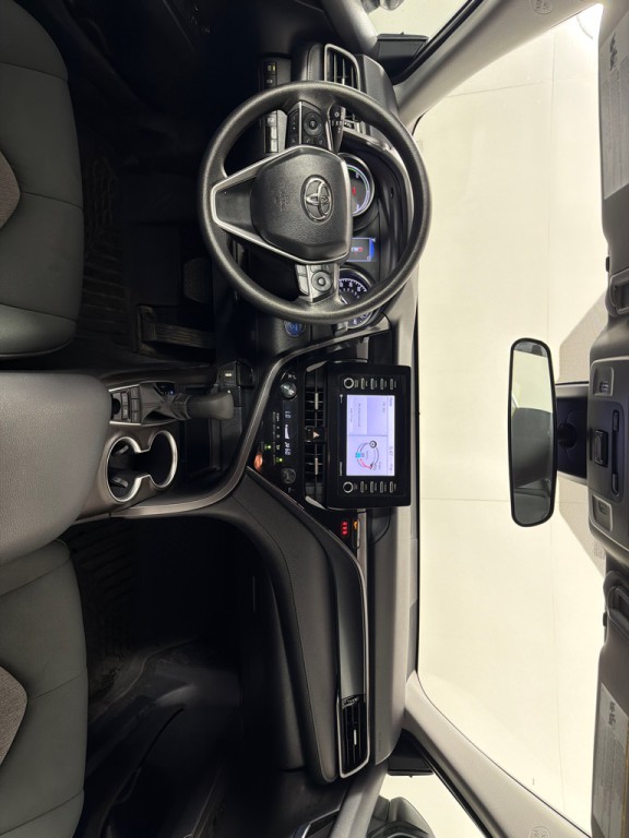 2023 Toyota Camry Image 24