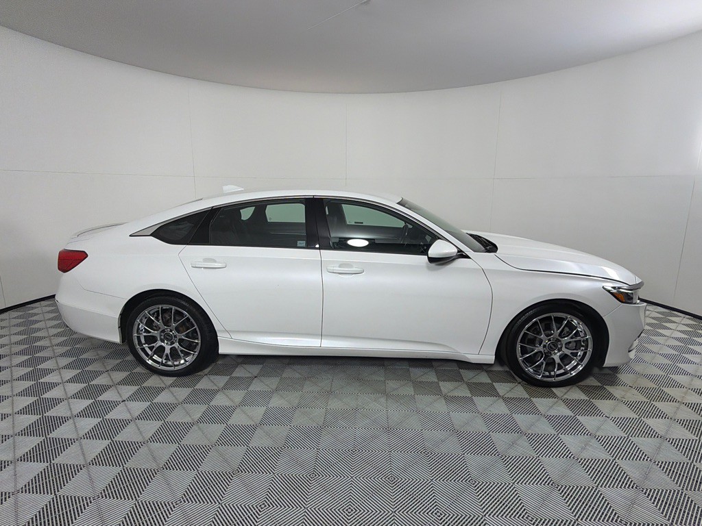 2020 Honda Accord Image 4