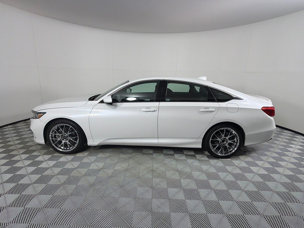 2020 Honda Accord Image 8