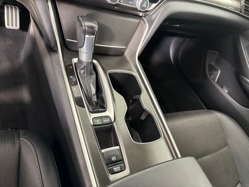 2020 Honda Accord Image 17