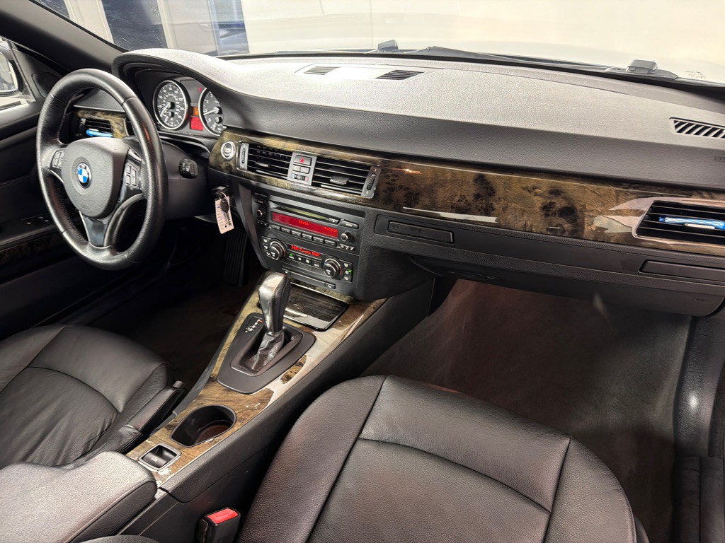 2007 BMW 3 Series Image 31