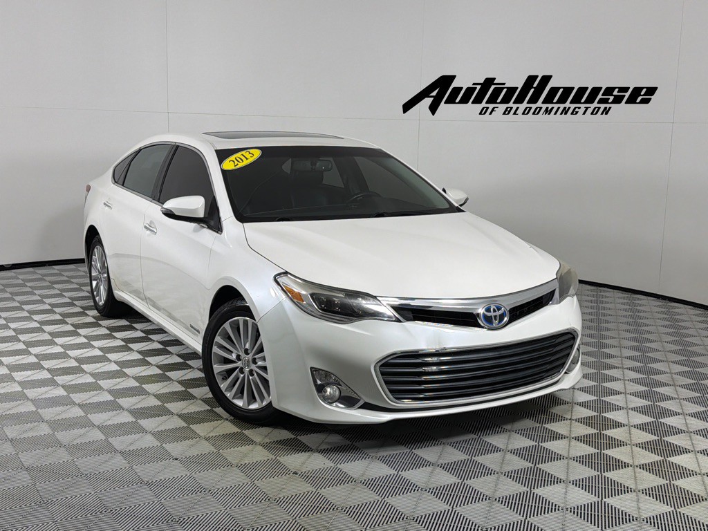 2013 Toyota Avalon Image 1