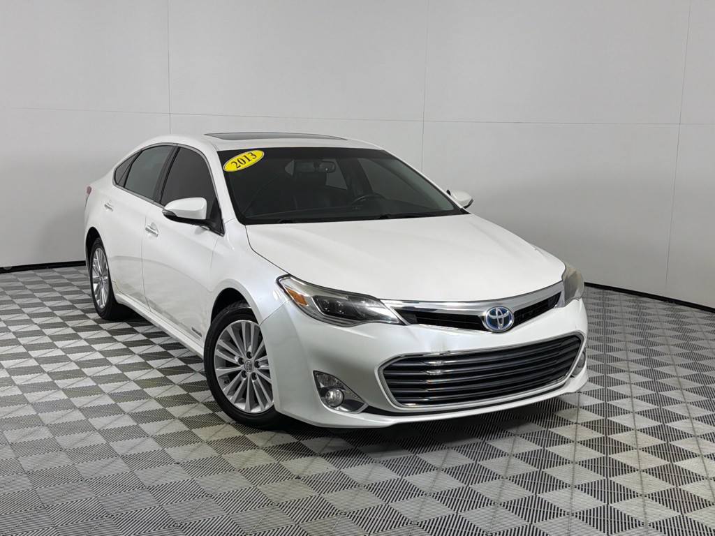 2013 Toyota Avalon Image 2