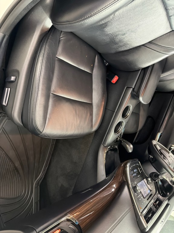 2013 Toyota Avalon Image 22