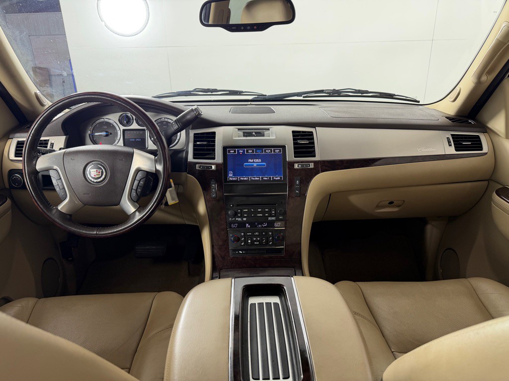 2013 Cadillac Escalade Image 27