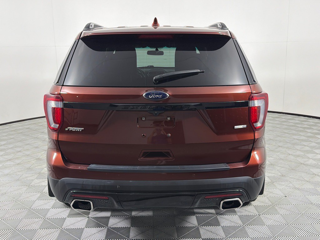2016 Ford Explorer Image 6