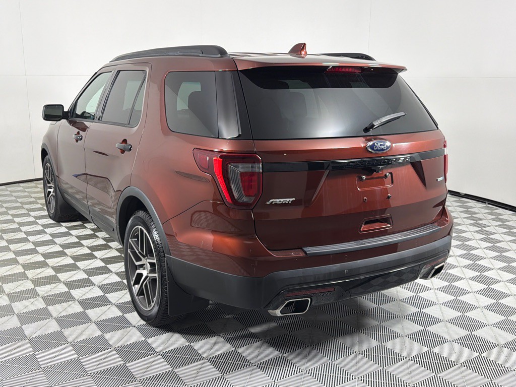 2016 Ford Explorer Image 7