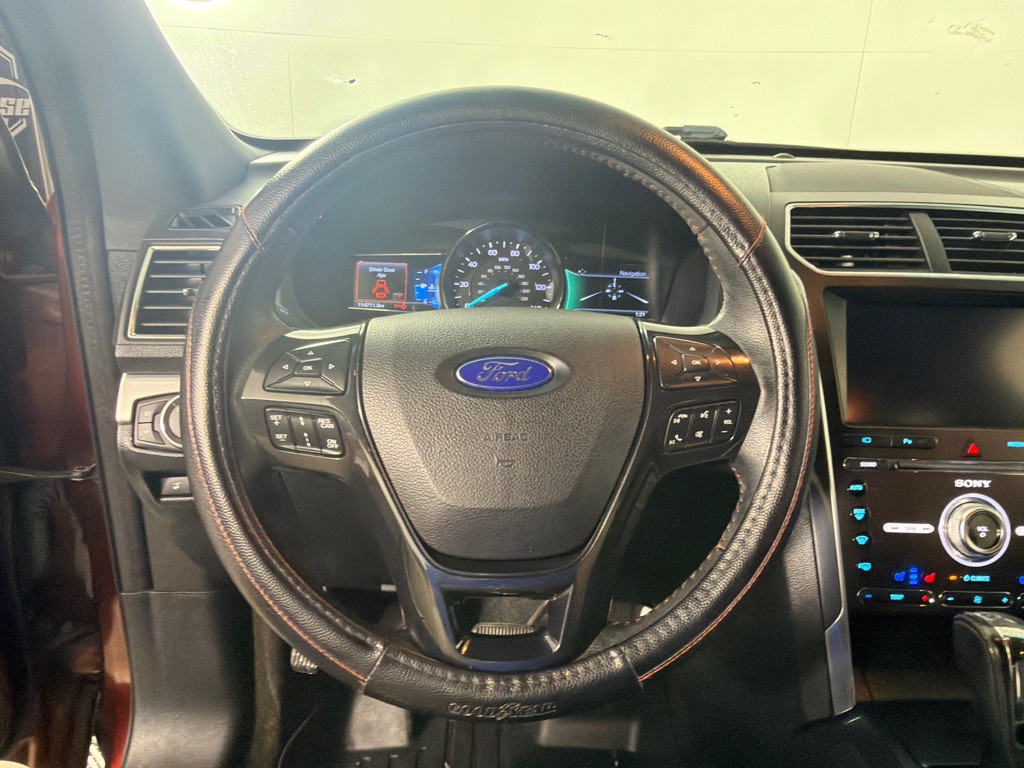 2016 Ford Explorer Image 15