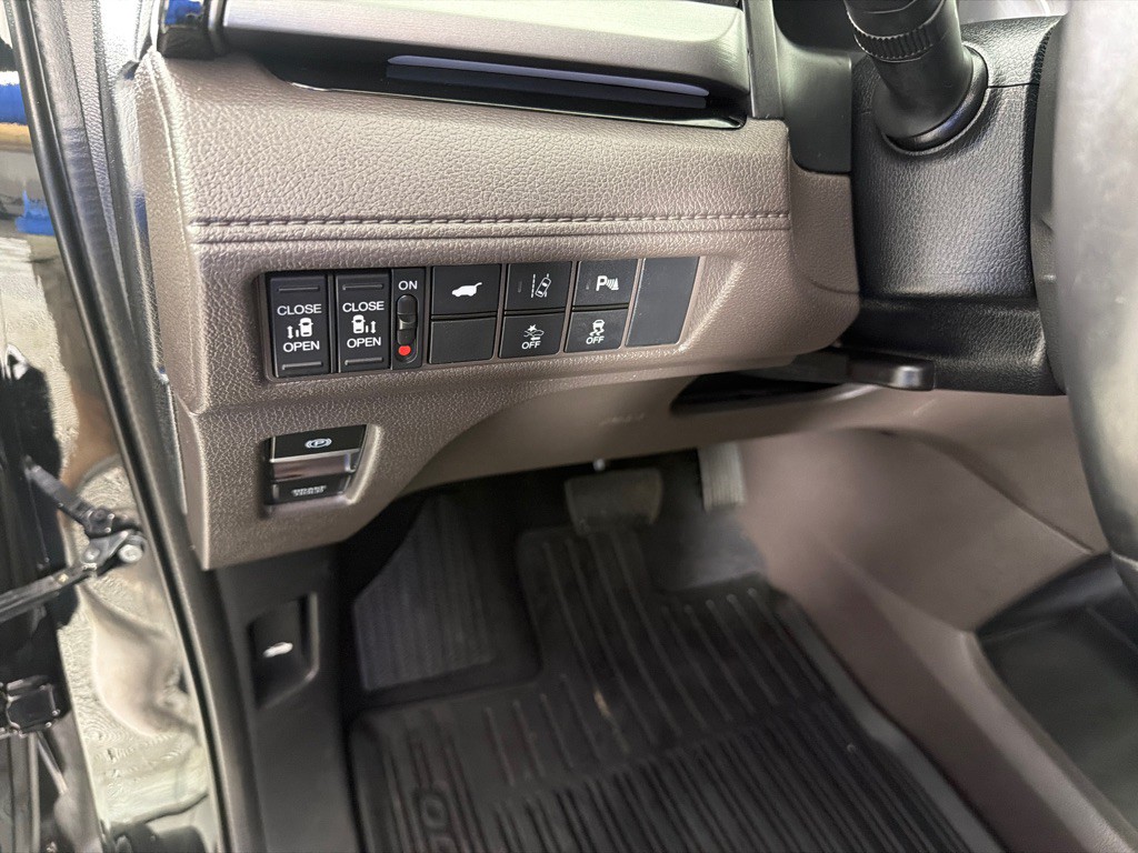 2018 Honda Odyssey Image 15