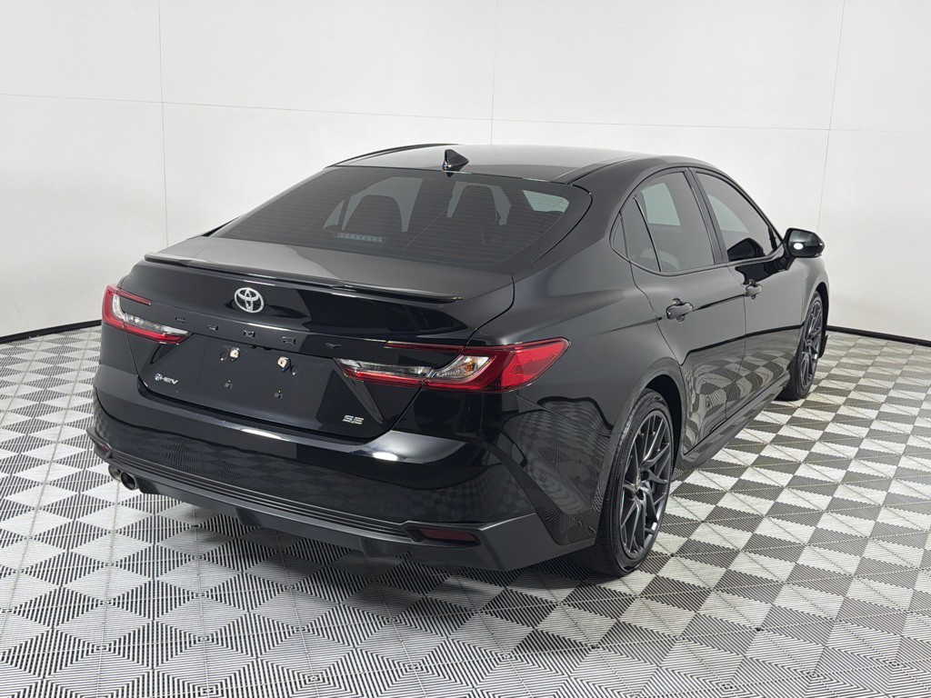 2025 Toyota Camry Image 5