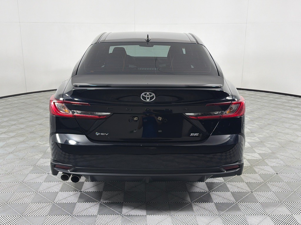 2025 Toyota Camry Image 6