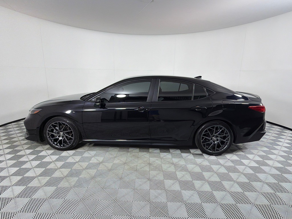 2025 Toyota Camry Image 8