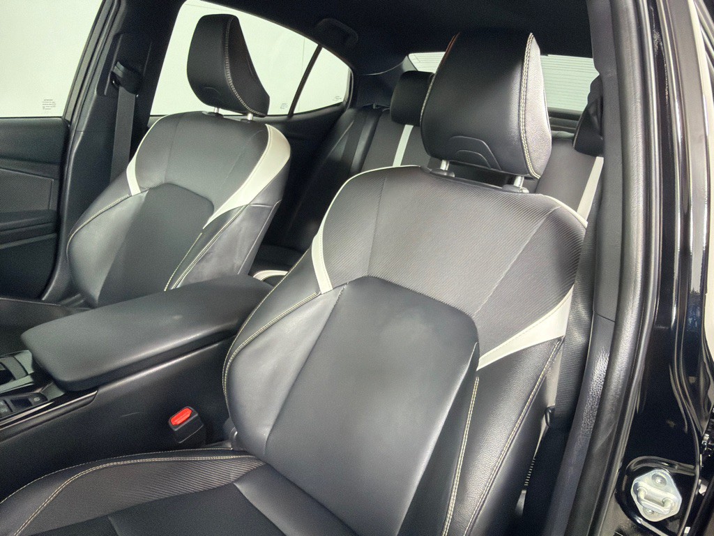 2025 Toyota Camry Image 13