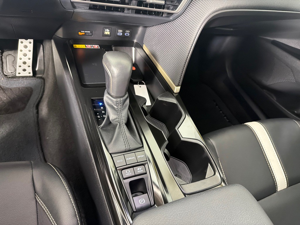 2025 Toyota Camry Image 18