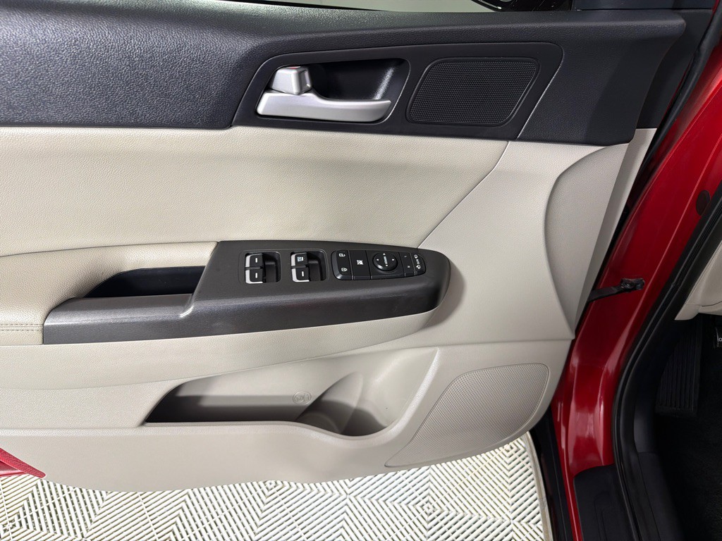 2020 Kia Sportage Image 11
