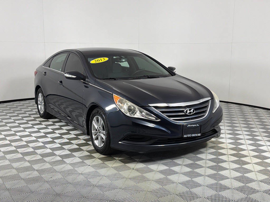 2014 Hyundai Sonata Image 3