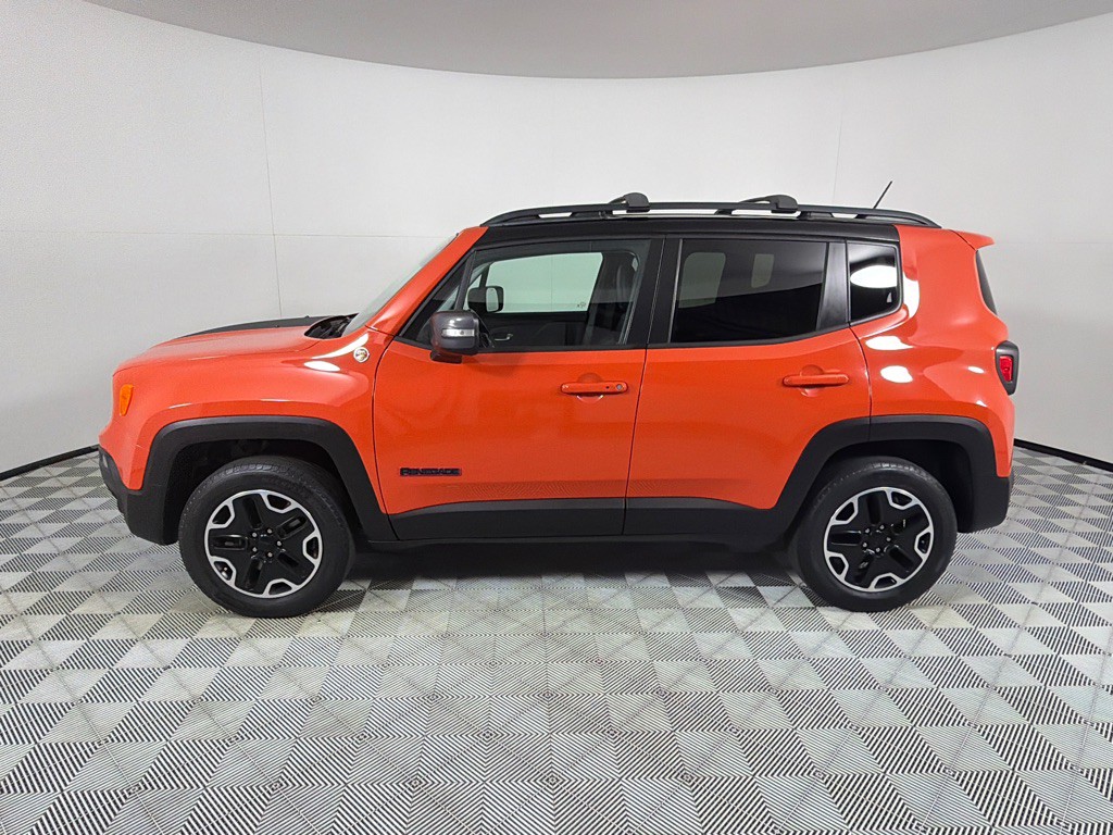 2016 Jeep Renegade Image 8