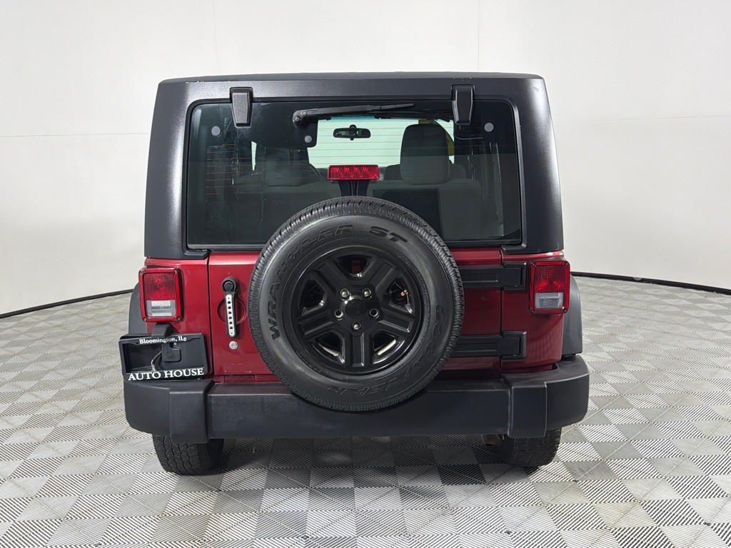 2012 Jeep Wrangler Image 6