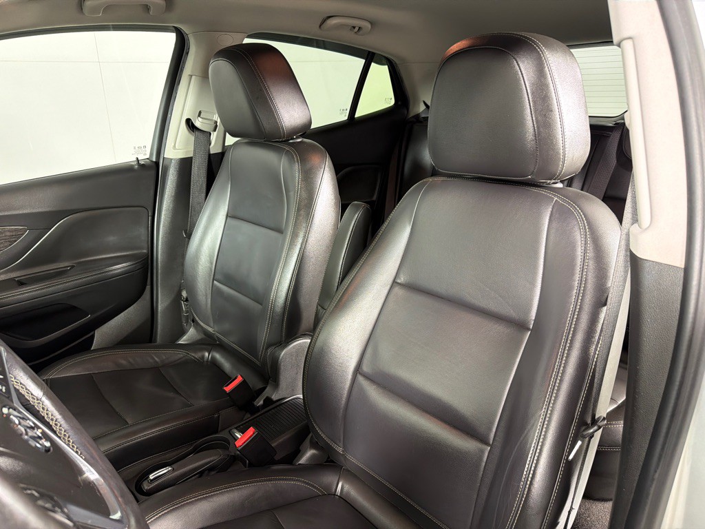 2016 Buick Enclave Image 11
