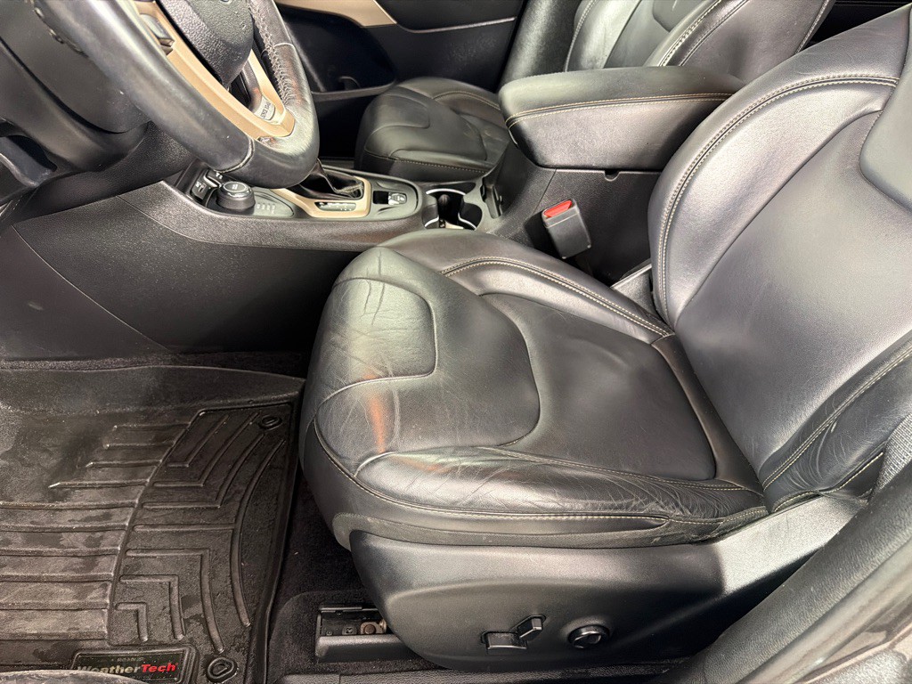 2018 Jeep Cherokee Image 12