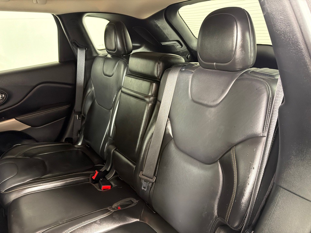 2018 Jeep Cherokee Image 20