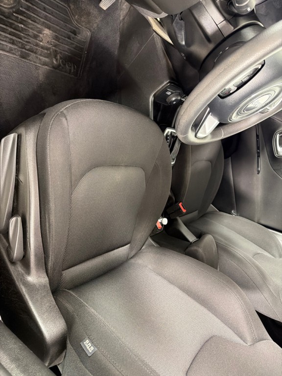 2021 Jeep Renegade Image 12
