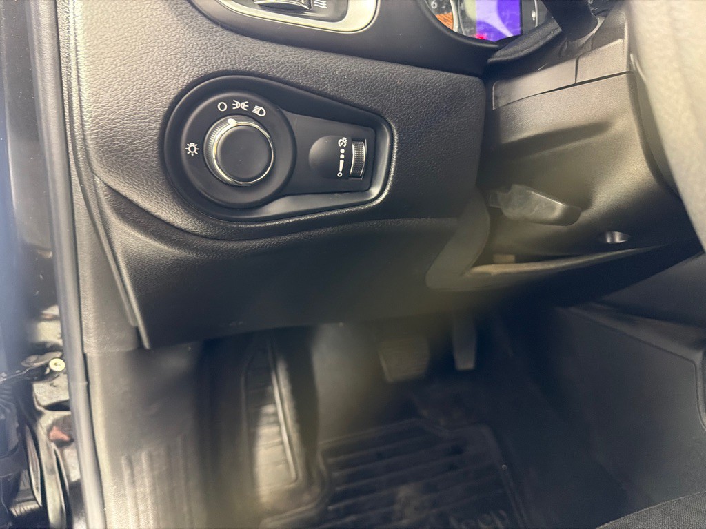 2021 Jeep Renegade Image 14