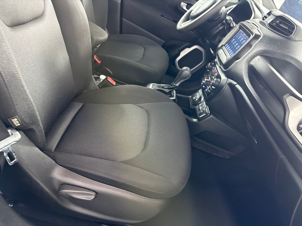 2021 Jeep Renegade Image 24