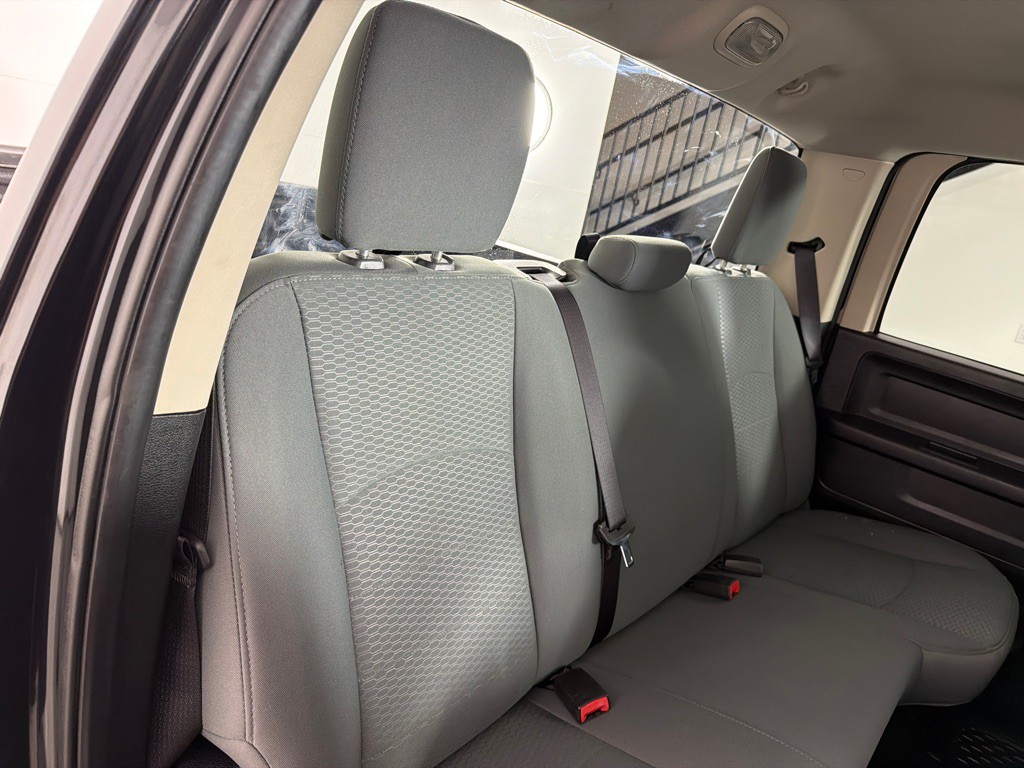2016 RAM 1500 Image 19