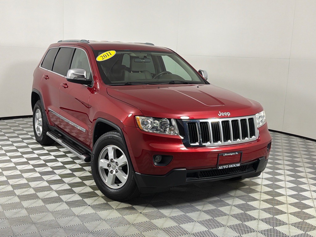 2011 Jeep Grand Cherokee Image 2