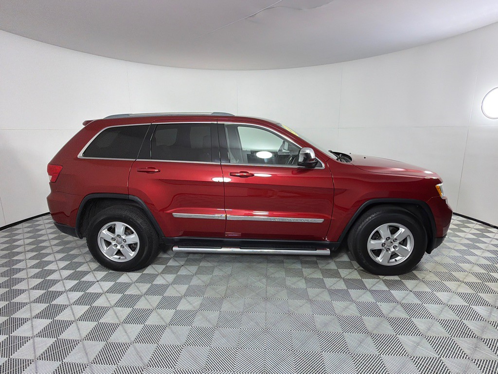 2011 Jeep Grand Cherokee Image 4