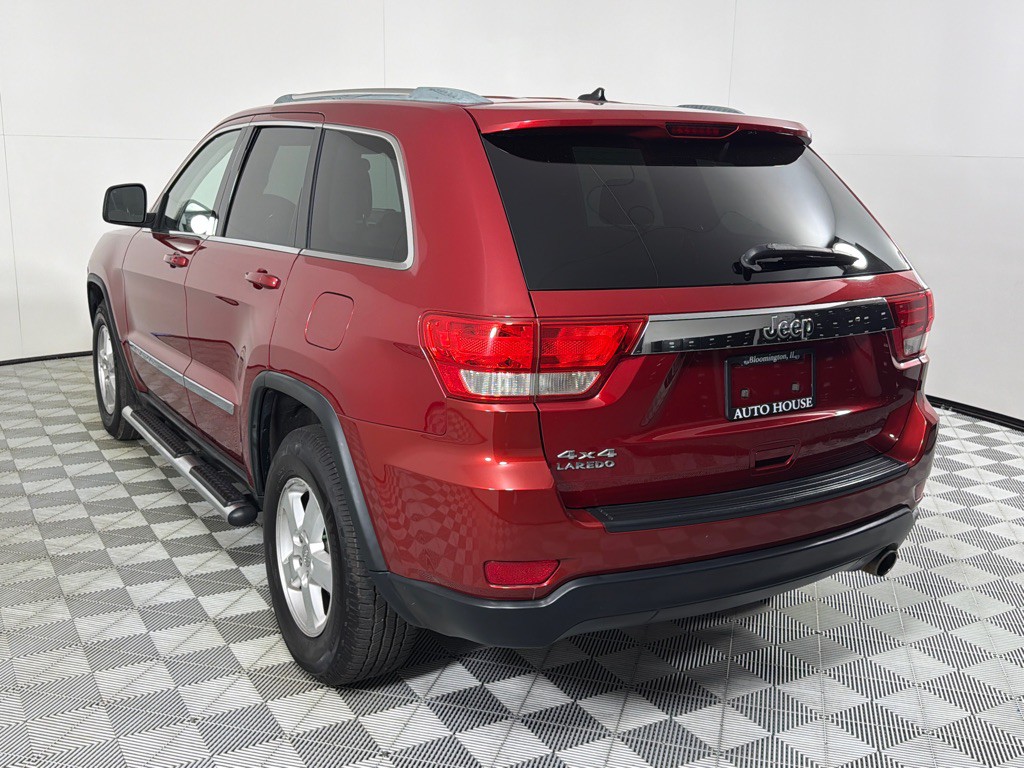 2011 Jeep Grand Cherokee Image 7