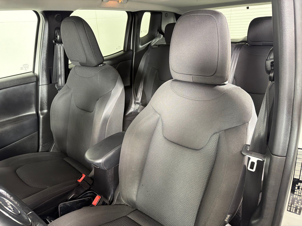2018 Jeep Renegade Image 13