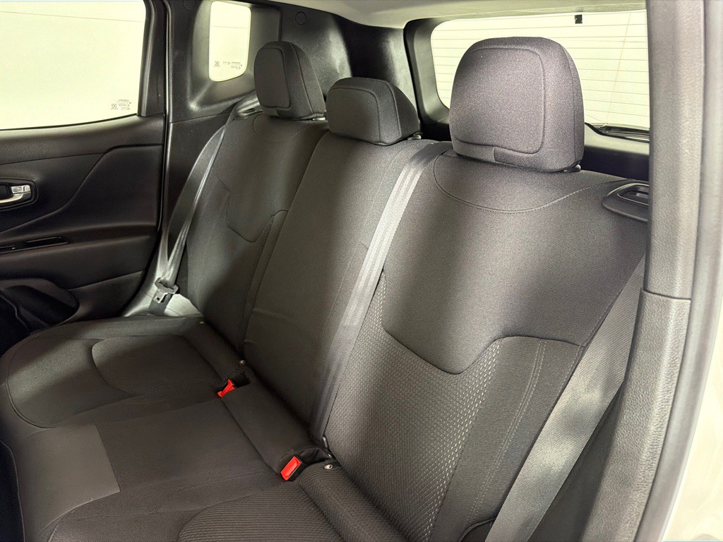 2018 Jeep Renegade Image 21