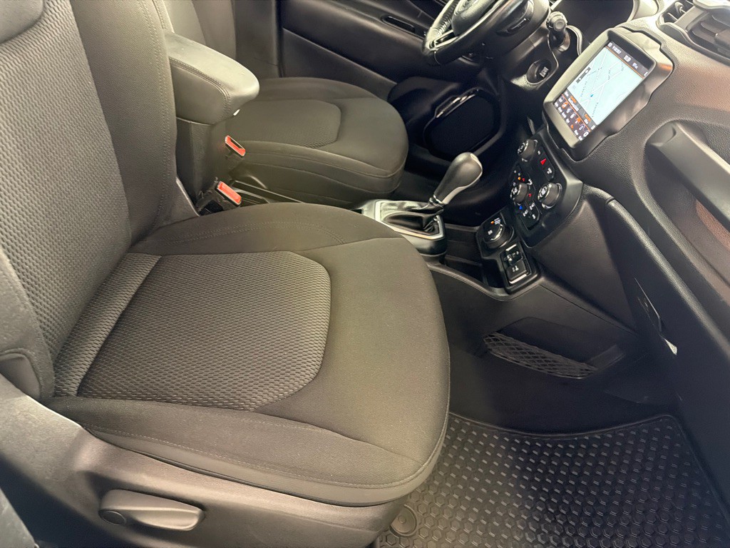 2018 Jeep Renegade Image 25