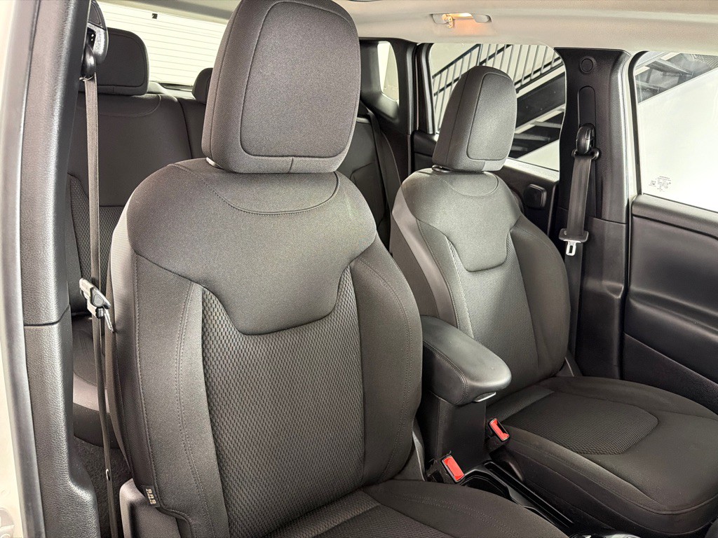 2018 Jeep Renegade Image 26