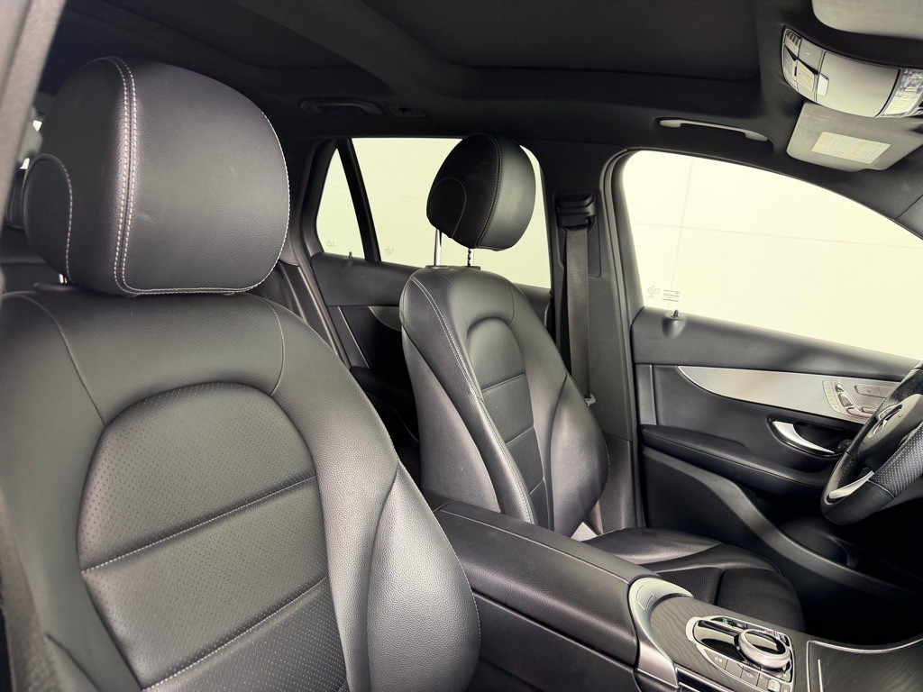 2019 Mercedes-Benz GLC-Class Image 29