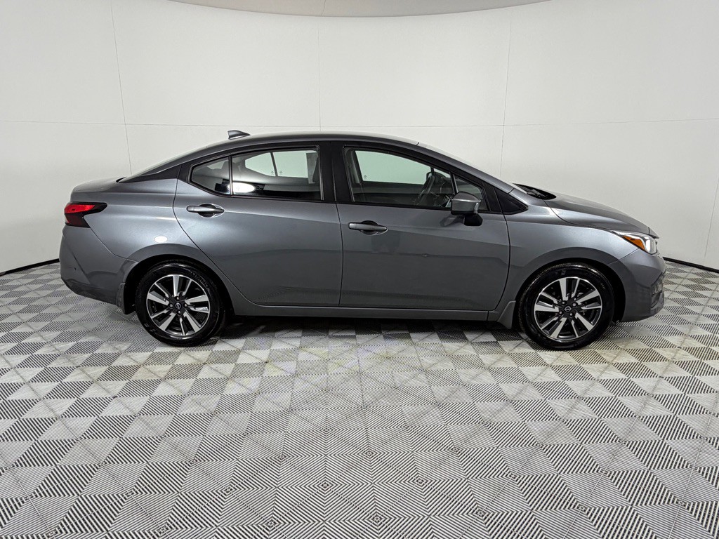2024 Nissan Versa Image 4