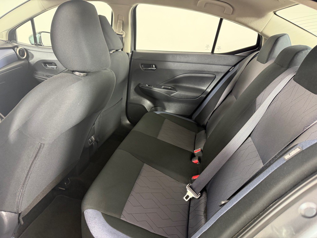 2024 Nissan Versa Image 18